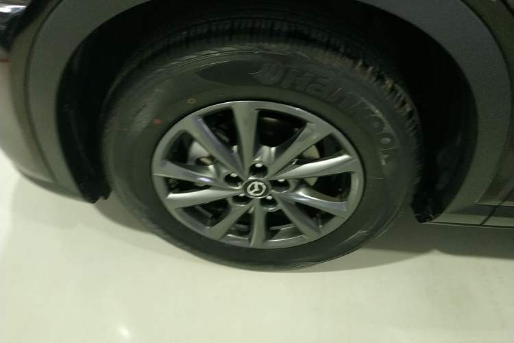Used Mazda CX-4 2021 2.0L Automatic Two-Wheel Drive Blue Sky Exploration Edition Left Front Wheel Hub