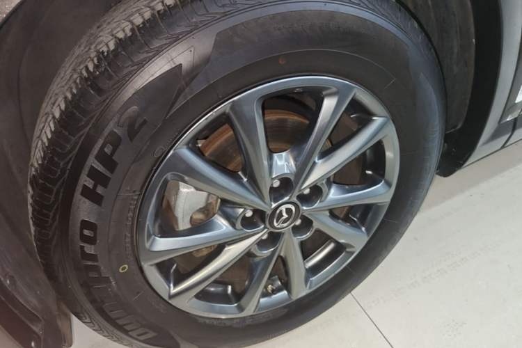 Used Mazda CX-4 2021 2.0L Automatic Two-Wheel Drive Blue Sky Exploration Edition Left Front Wheel Hub