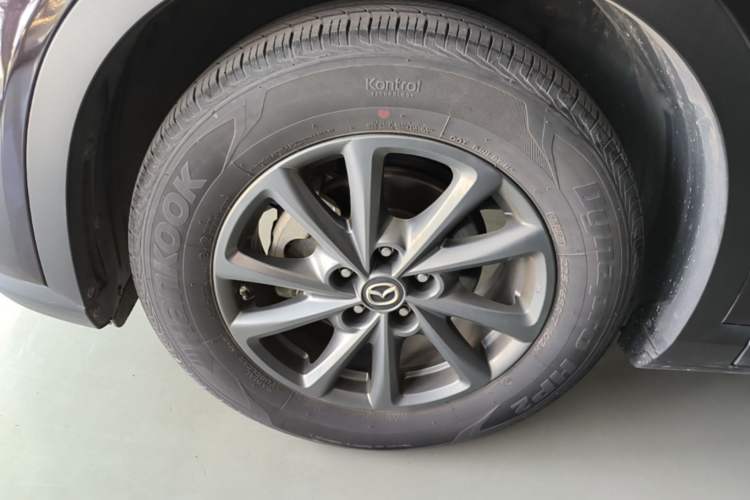 Used Mazda CX-4 2021 2.0L Automatic Two-Wheel Drive Blue Sky Dynamic Edition Left Front Wheel Hub