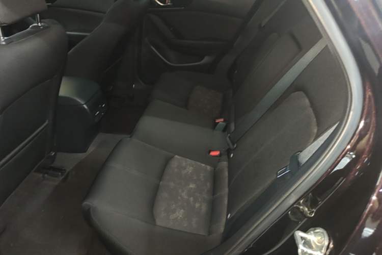 Used Mazda CX-4 2021 2.0L Automatic Two-Wheel Drive Blue Sky Exploration Edition Left Rear Seat