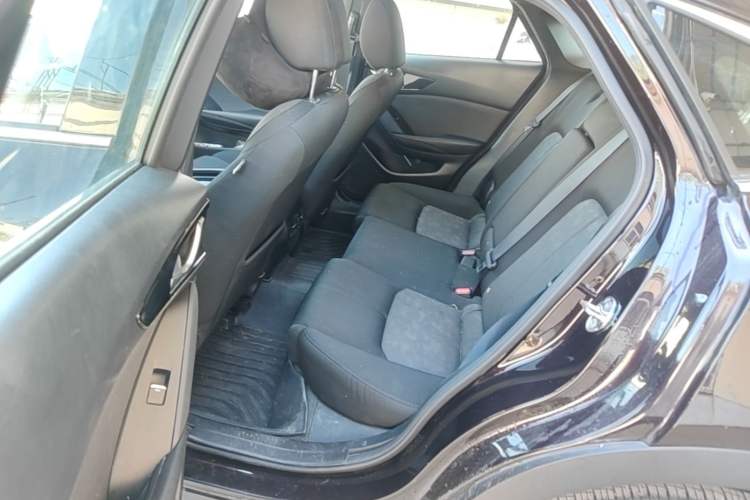 Used Mazda CX-4 2021 2.0L Automatic Two-Wheel Drive Blue Sky Exploration Edition Left Rear Seat