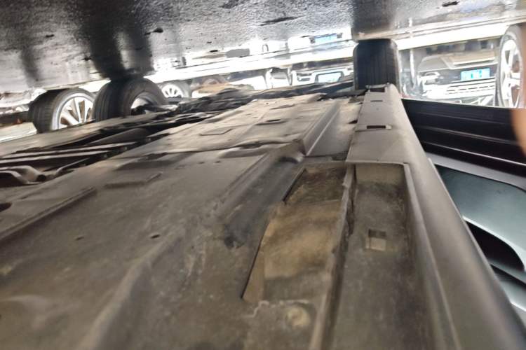 Used Mazda CX-4 2021 2.0L Automatic Two-Wheel Drive Blue Sky Dynamic Edition Left Side Sill