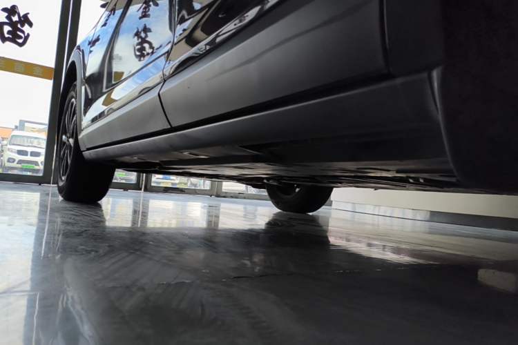 Used Mazda CX-4 2021 2.0L Automatic Two-Wheel Drive Blue Sky Dynamic Edition Left Side Sill