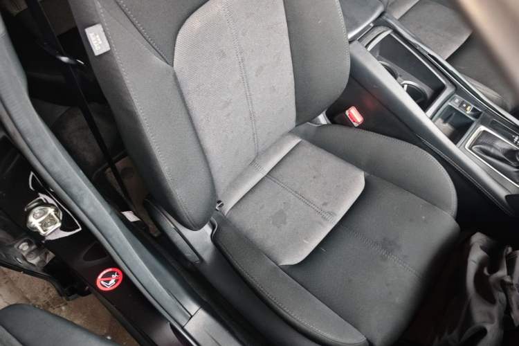 Used Mazda CX-4 2021 2.0L Automatic Two-Wheel Drive Blue Sky Dynamic Edition Right Front Seat