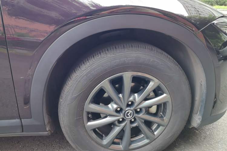 Used Mazda CX-4 2021 2.0L Automatic Two-Wheel Drive Blue Sky Exploration Edition Right Front Wheel Hub