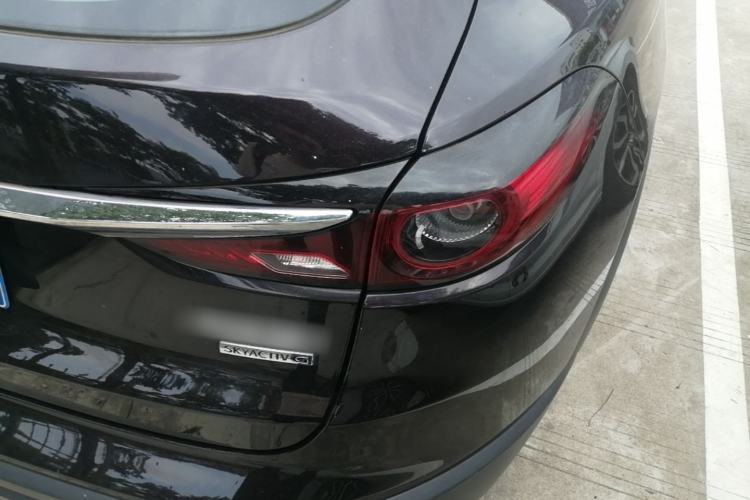 Used Mazda CX-4 2021 2.0L Automatic Two-Wheel Drive Blue Sky Exploration Edition Right Rear Taillight