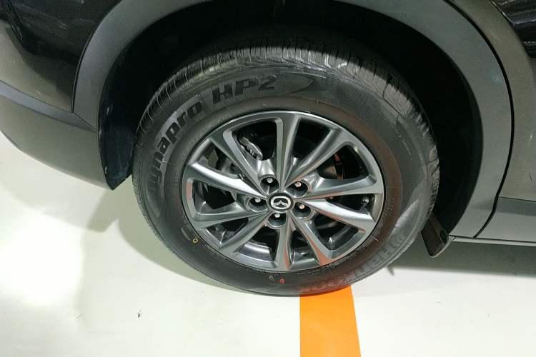 Used Mazda CX-4 2021 2.0L Automatic Two-Wheel Drive Blue Sky Exploration Edition Right Rear Wheel Hub