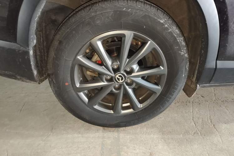 Used Mazda CX-4 2021 2.0L Automatic Two-Wheel Drive Blue Sky Dynamic Edition Right Rear Wheel Hub