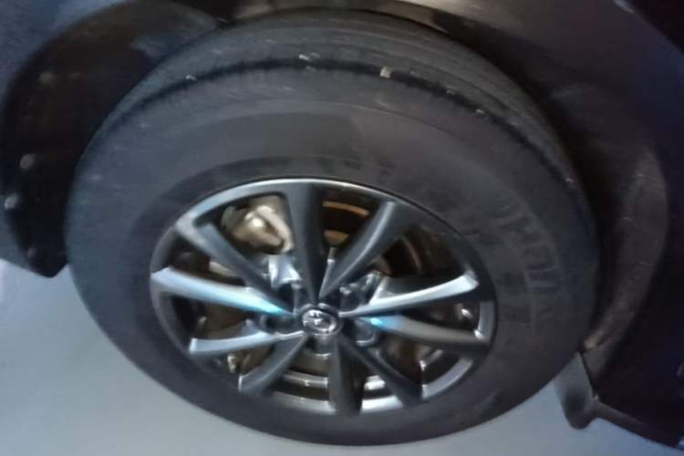 Used Mazda CX-4 2021 2.0L Automatic Two-Wheel Drive Blue Sky Exploration Edition Right Rear Wheel Hub