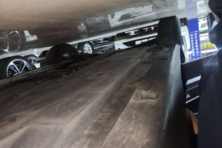 Used Mazda CX-4 2021 2.0L Automatic Two-Wheel Drive Blue Sky Exploration Edition Right Side Sill