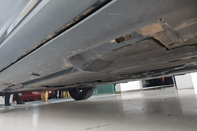 Used Mazda CX-4 2021 2.0L Automatic Two-Wheel Drive Blue Sky Dynamic Edition Right Side Sill