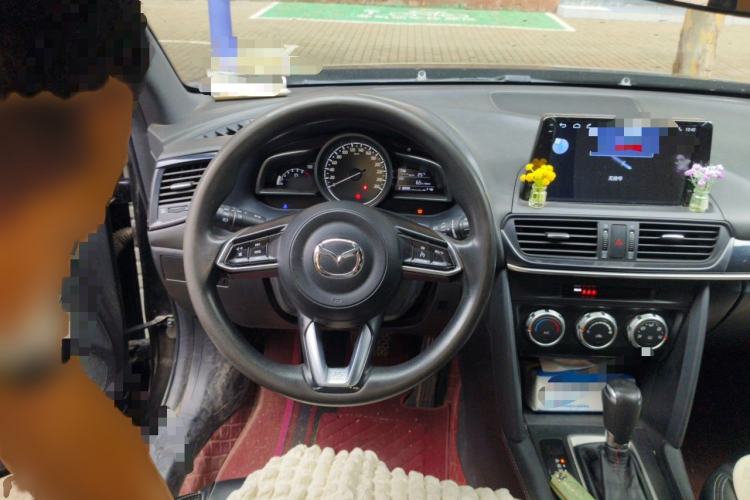 Used Mazda CX-4 2021 2.0L Automatic Two-Wheel Drive Blue Sky Dynamic Edition Steering Wheel