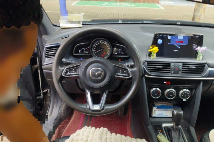 Used Mazda CX-4 2021 2.0L Automatic Two-Wheel Drive Blue Sky Dynamic Edition Steering Wheel