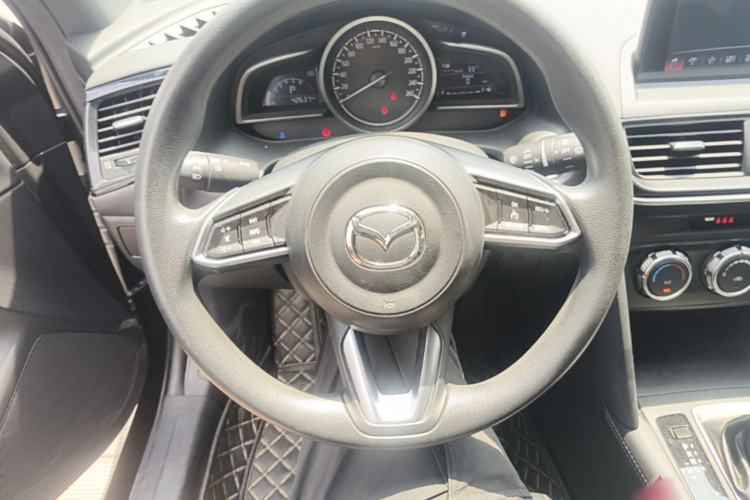 Used Mazda CX-4 2021 2.0L Automatic Two-Wheel Drive Blue Sky Dynamic Edition Steering Wheel