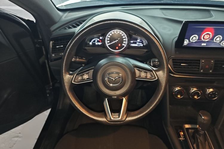 Used Mazda CX-4 2021 2.0L Automatic Two-Wheel Drive Blue Sky Dynamic Edition Steering Wheel