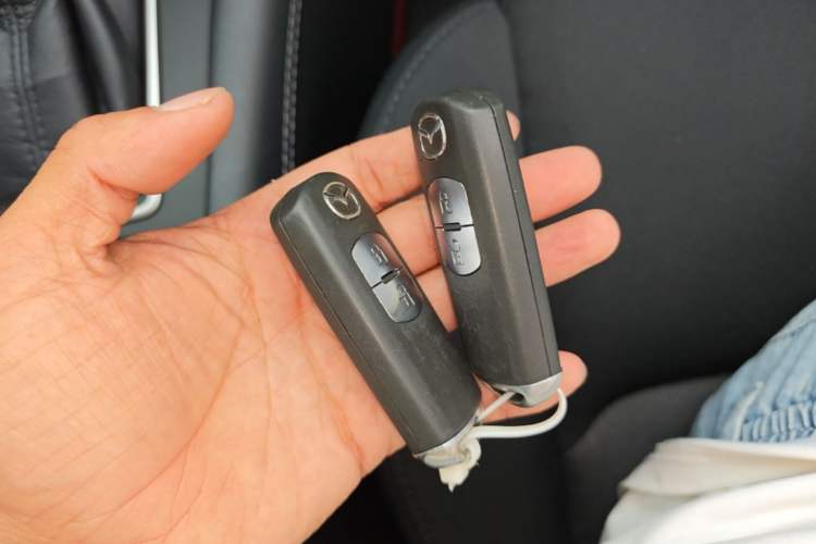 Used Mazda CX-4 2021 2.0L Automatic Two-Wheel Drive Blue Sky Dynamic Edition Vehicle Key
