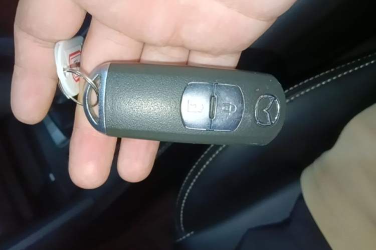 Used Mazda CX-4 2021 2.0L Automatic Two-Wheel Drive Blue Sky Exploration Edition Vehicle Key
