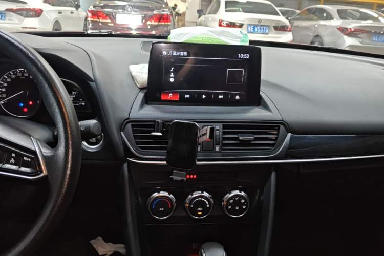 Used Mazda CX-4 2021 2.0L Automatic Two-Wheel Drive Blue Sky Dynamic Edition Audio And AC Panel