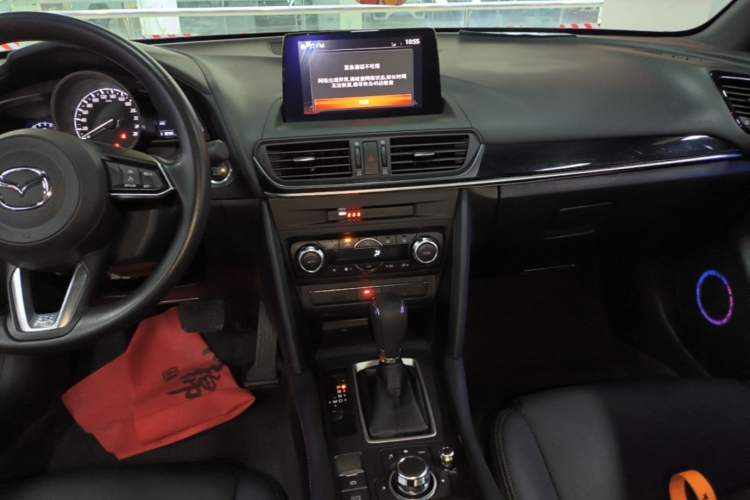 Used Mazda CX-4 2021 2.0L Automatic Two-Wheel Drive Blue Sky Exploration Edition Audio And AC Panel