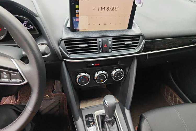 Used Mazda CX-4 2021 2.0L Automatic Two-Wheel Drive Blue Sky Dynamic Edition Audio And AC Panel