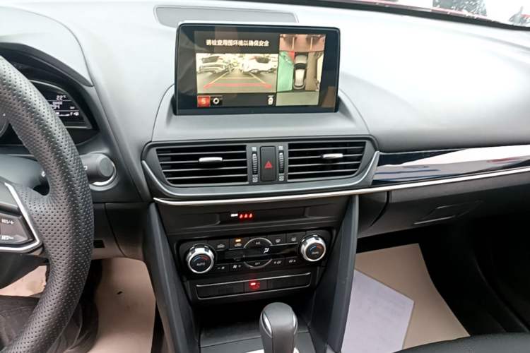 Used Mazda CX-4 2021 2.0L Automatic Two-Wheel Drive Blue Sky Exploration Edition Audio And AC Panel