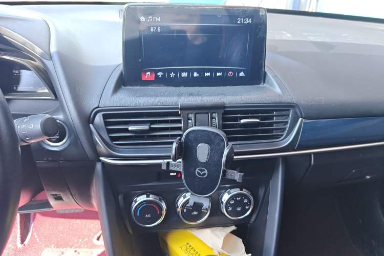 Used Mazda CX-4 2021 2.0L Automatic Two-Wheel Drive Blue Sky Dynamic Edition Audio And AC Panel