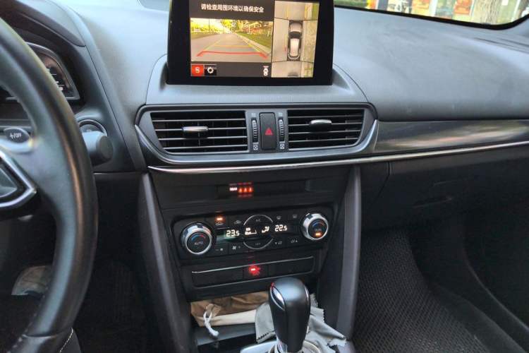 Used Mazda CX-4 2021 2.5L Automatic 2WD Sky-Drive Fun Edition Audio And AC Panel