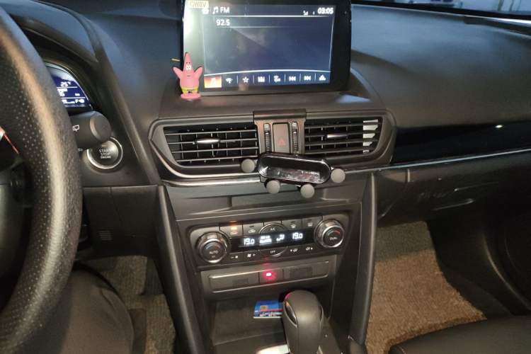 Used Mazda CX-4 2021 2.0L Automatic Two-Wheel Drive Blue Sky Dynamic Edition Audio And AC Panel