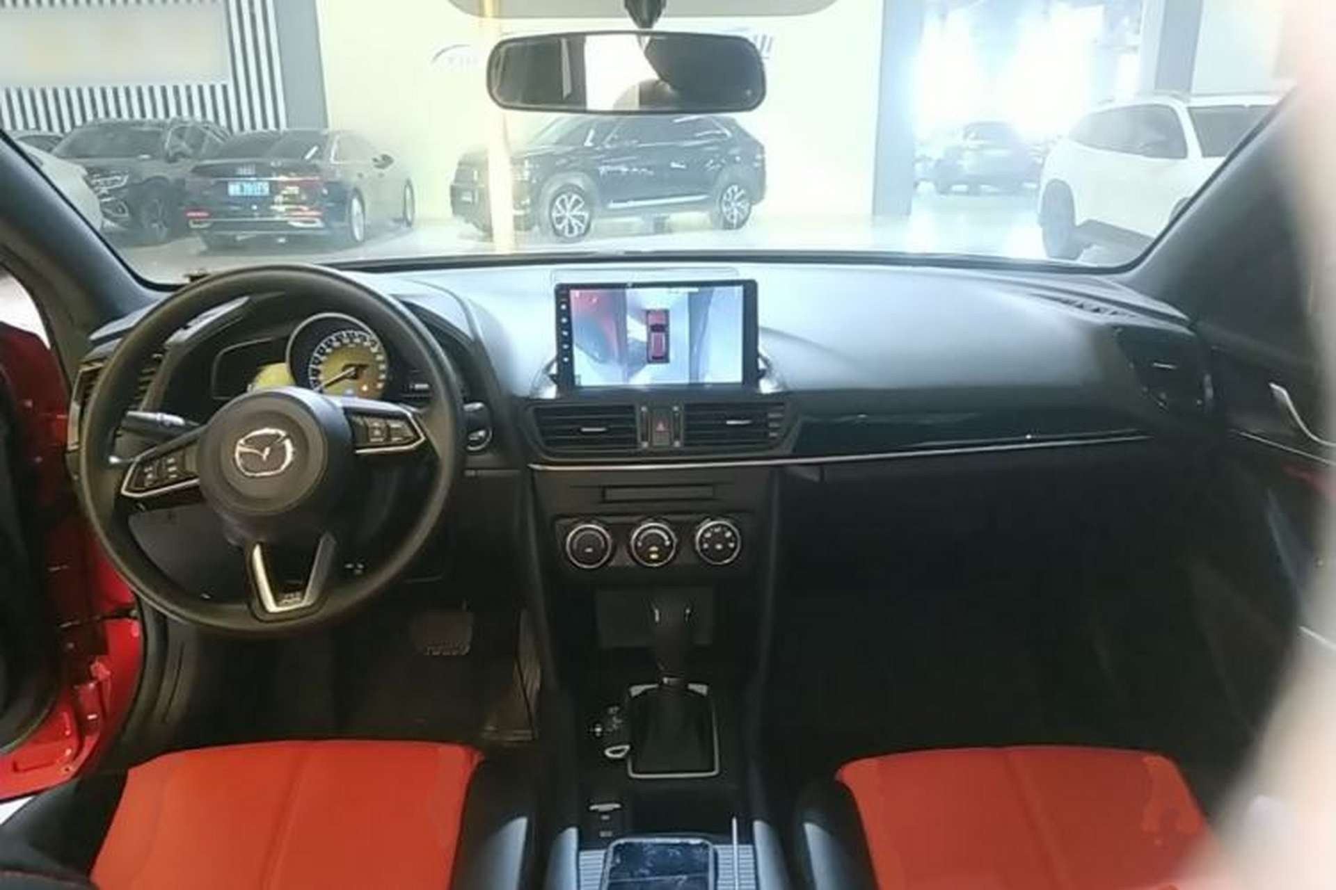 Used Mazda CX-4 2021 2.0L Automatic Two-Wheel Drive Blue Sky Dynamic Edition Center Console