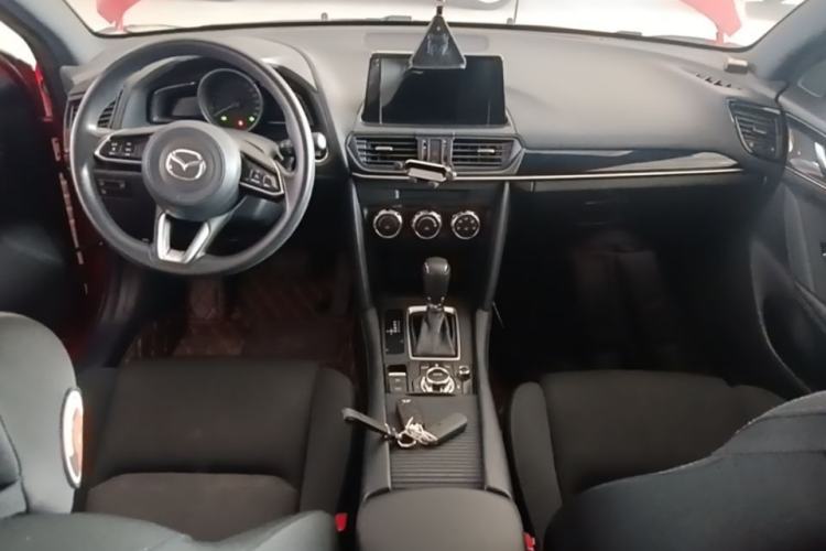 Used Mazda CX-4 2021 2.0L Automatic Two-Wheel Drive Blue Sky Dynamic Edition Center Console