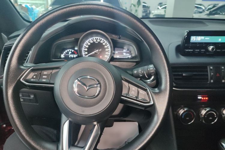 Used Mazda CX-4 2021 2.0L Automatic Two-Wheel Drive Blue Sky Dynamic Edition Center Console