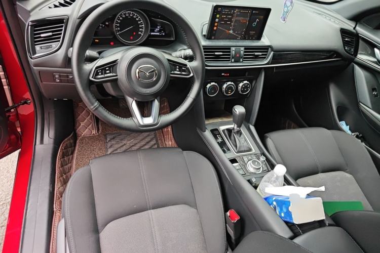 Used Mazda CX-4 2021 2.0L Automatic Two-Wheel Drive Blue Sky Dynamic Edition Center Console