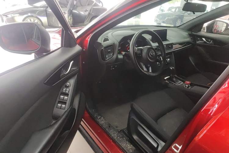 Used Mazda CX-4 2021 2.0L Automatic Two-Wheel Drive Blue Sky Exploration Edition Driver Seat