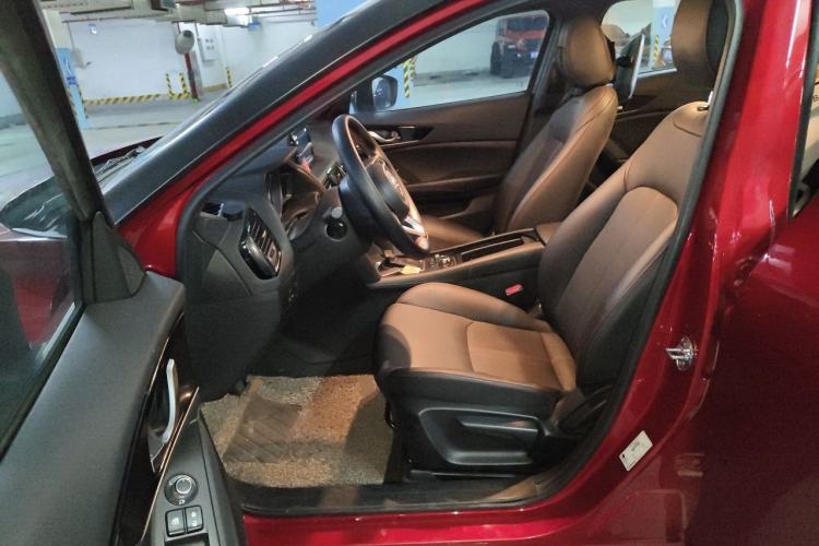 Used Mazda CX-4 2021 2.0L Automatic Two-Wheel Drive Blue Sky Dynamic Edition Driver Seat