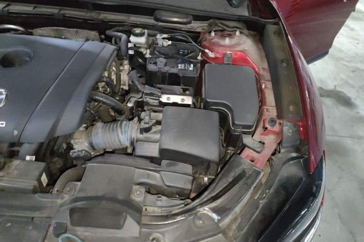 Used Mazda CX-4 2021 2.0L Automatic Two-Wheel Drive Blue Sky Dynamic Edition Engine Bay Left
