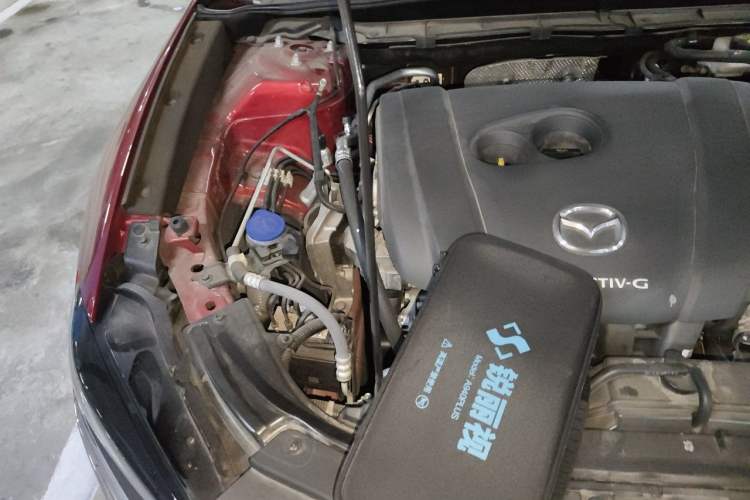 Used Mazda CX-4 2021 2.0L Automatic Two-Wheel Drive Blue Sky Dynamic Edition Engine Bay Right