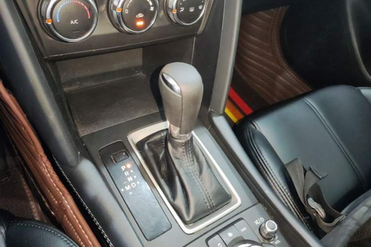 Used Mazda CX-4 2021 2.0L Automatic Two-Wheel Drive Blue Sky Dynamic Edition Gear Lever