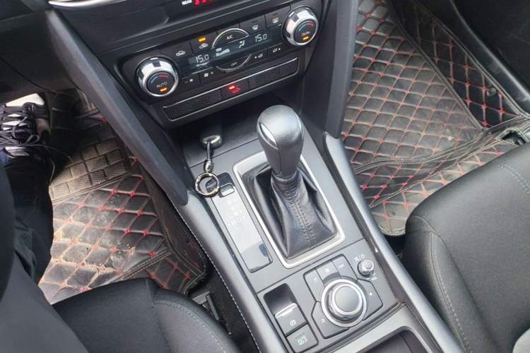 Used Mazda CX-4 2021 2.0L Automatic Two-Wheel Drive Blue Sky Exploration Edition Gear Lever