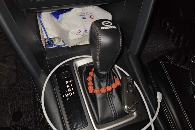 Used Mazda CX-4 2021 2.0L Automatic Two-Wheel Drive Blue Sky Dynamic Edition Gear Lever