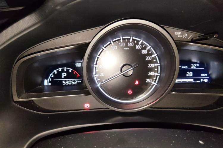Used Mazda CX-4 2021 2.0L Automatic Two-Wheel Drive Blue Sky Luxury Edition Instrument Cluster