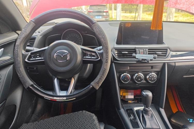 Used Mazda CX-4 2021 2.0L Automatic Two-Wheel Drive Blue Sky Dynamic Edition Interior 2