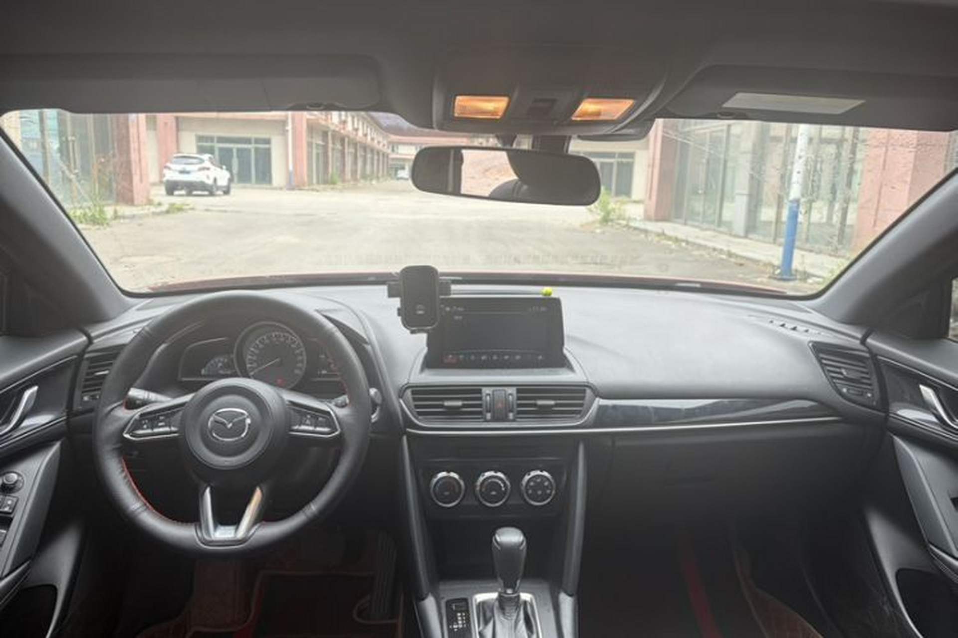 Used Mazda CX-4 2021 2.0L Automatic Two-Wheel Drive Blue Sky Dynamic Edition Interior 3