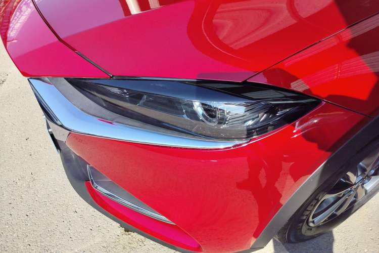 Used Mazda CX-4 2021 2.0L Automatic Two-Wheel Drive Blue Sky Dynamic Edition Left Front Headlight
