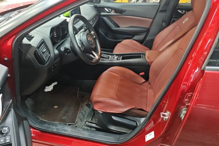Used Mazda CX-4 2021 2.0L Automatic Two-Wheel Drive Blue Sky Dynamic Edition Left Front Seat