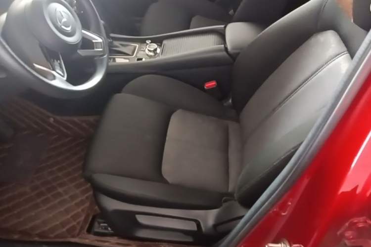 Used Mazda CX-4 2021 2.0L Automatic Two-Wheel Drive Blue Sky Dynamic Edition Left Front Seat