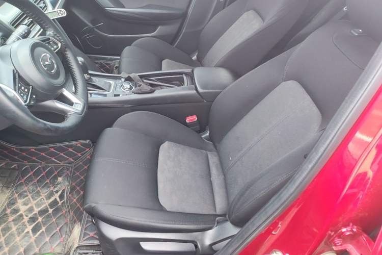 Used Mazda CX-4 2021 2.0L Automatic Two-Wheel Drive Blue Sky Exploration Edition Left Front Seat