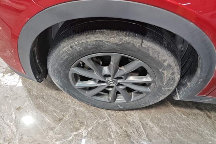 Used Mazda CX-4 2021 2.0L Automatic Two-Wheel Drive Blue Sky Dynamic Edition Left Front Wheel Hub