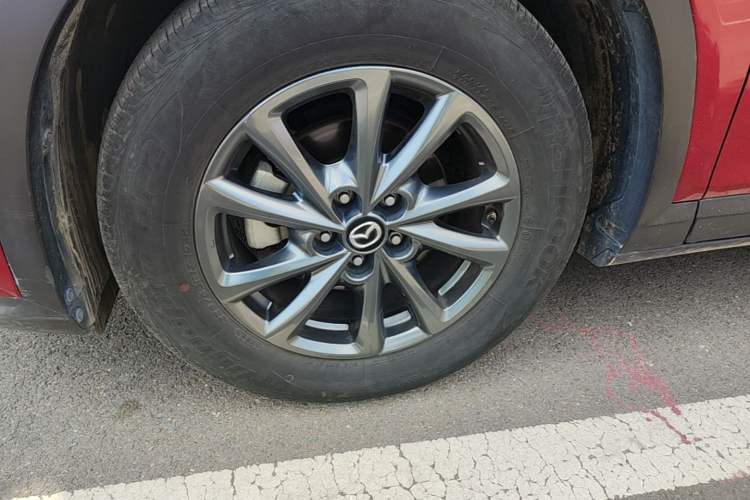 Used Mazda CX-4 2021 2.0L Automatic Two-Wheel Drive Blue Sky Dynamic Edition Left Front Wheel Hub