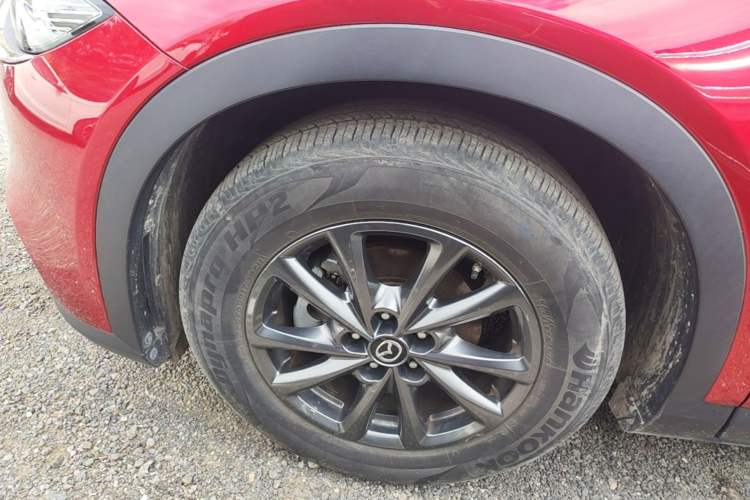 Used Mazda CX-4 2021 2.0L Automatic Two-Wheel Drive Blue Sky Exploration Edition Left Front Wheel Hub