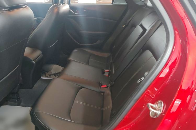 Used Mazda CX-4 2021 2.0L Automatic Two-Wheel Drive Blue Sky Dynamic Edition Left Rear Seat